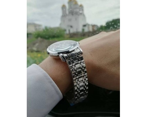 Кварцевые сувенирные часы с металлическим браслетом 